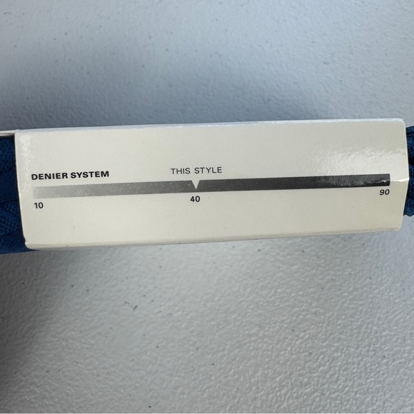 Hue 3D Diamond Tights with Control Top Womens Size 1 Imperial Blue - Picture 5 of 5